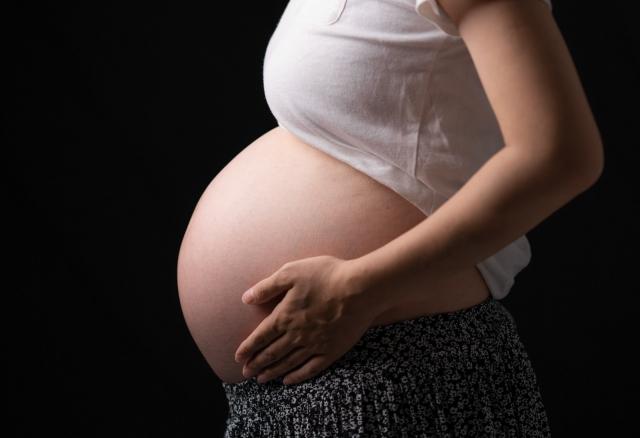 妊婦 横